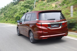 奥德赛2.4L至尊版试驾