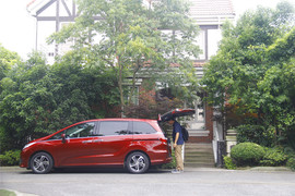 奥德赛2.4L至尊版试驾