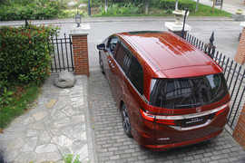 奥德赛2.4L至尊版试驾