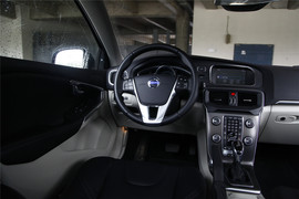 2014款沃尔沃2.0T