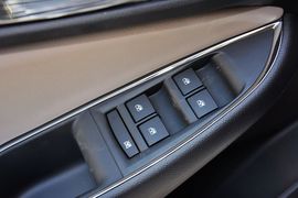 2015款雪佛兰科鲁兹1.5L自动精英版