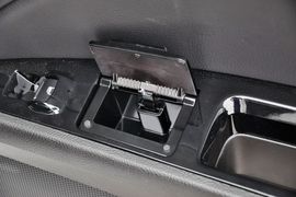 2013款福特蒙迪欧2.0L