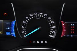 2013款福特蒙迪欧2.0L