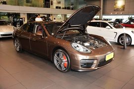2014款保时捷Panamera