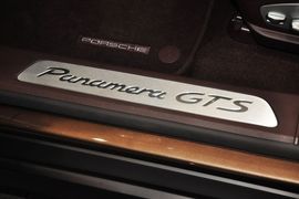 2014款保时捷Panamera