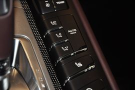 2014款保时捷Panamera
