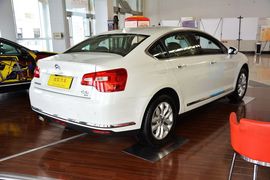 2013款雪铁龙C5