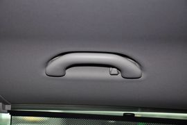 2014款大众凯路威2.0TSI四驱舒适版