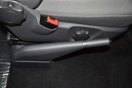 2014款大众凯路威2.0TSI四驱舒适版