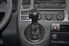 2014款大众凯路威2.0TSI四驱舒适版