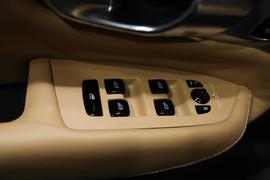 全新一代沃尔沃XC90实拍