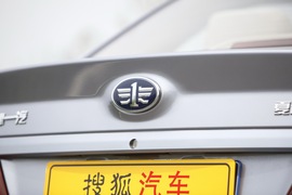 2014款天津一汽新夏利N5深度评测