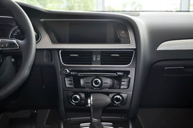 2015款奥迪A4L