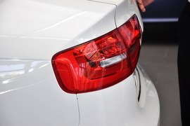 2015款奥迪A4L