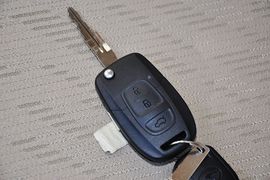 2014款东南V6菱仕