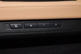 2013款宝马740Li领先型