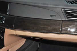 2013款宝马740Li领先型
