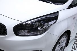 起亚佳乐成都车展实拍