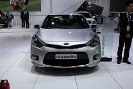 起亚速迈成都车展实拍