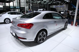 起亚速迈成都车展实拍