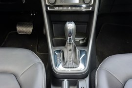 2013款大众捷达1.6自动豪华型实拍