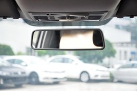 2013款大众捷达1.6自动豪华型实拍
