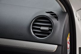 2013款大众捷达1.6自动豪华型实拍