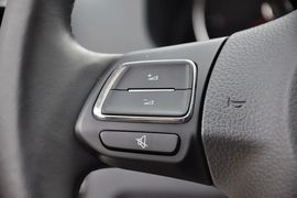 2013款大众捷达1.6自动豪华型实拍