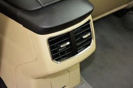 2013款福特蒙迪欧1.5L