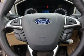 2013款福特蒙迪欧1.5L