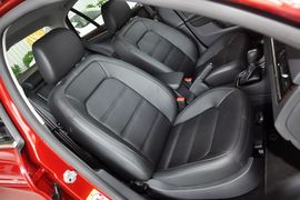 2014款大众宝来1.6L自动豪华型