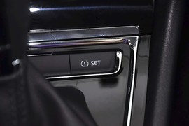 2014款大众宝来1.6L自动豪华型