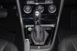 2014款大众宝来1.6L自动豪华型