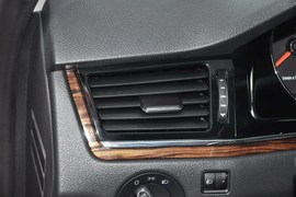 2014款大众宝来1.6L自动豪华型