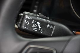 2014款大众宝来1.6L自动豪华型