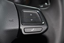 2014款大众宝来1.6L自动豪华型
