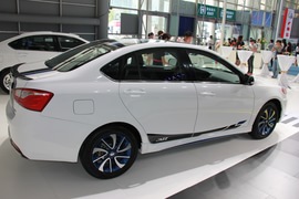 东南V5菱致爵士版