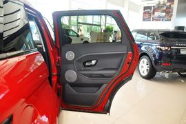 2015款揽胜极光2.0T