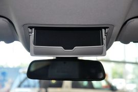 2015款揽胜极光2.0T