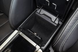 2015款揽胜极光2.0T