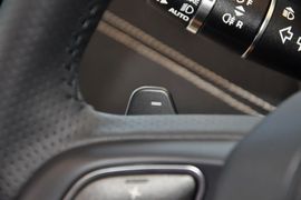 2015款揽胜极光2.0T