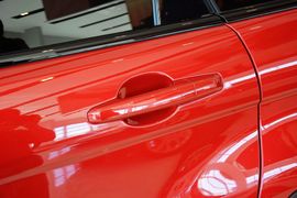 2015款揽胜极光2.0T