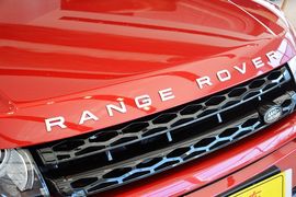 2015款揽胜极光2.0T