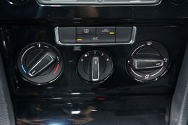 2014款大众宝来1.6L自动舒适型