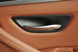 2014款宝马520i典雅型