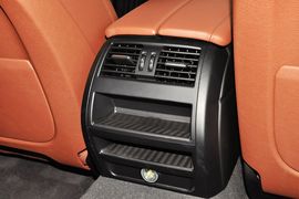 2014款宝马520i典雅型