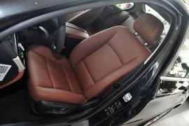 2014款宝马520i典雅型