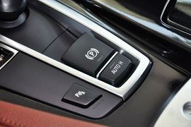 2014款宝马520i典雅型