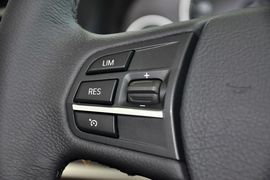 2014款宝马520i典雅型