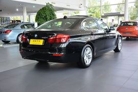 2014款宝马520i典雅型